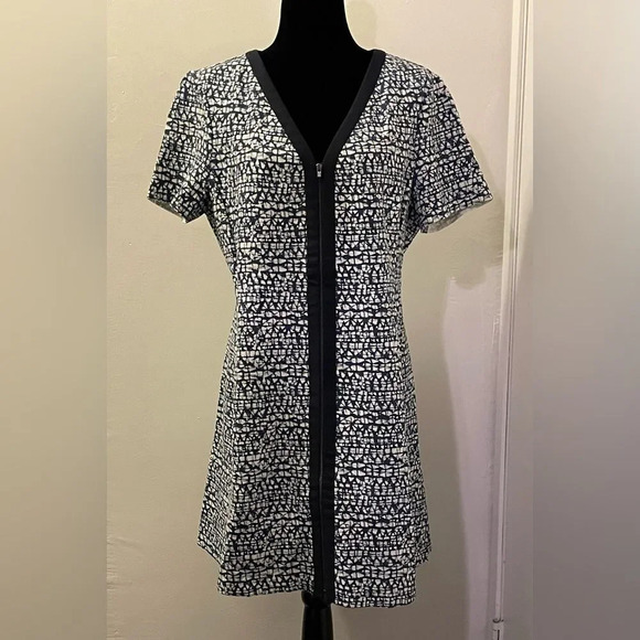 TORY BURCH NWOT Peninsula Tribal Geometric Dress in Blue - Picture 7 of 12